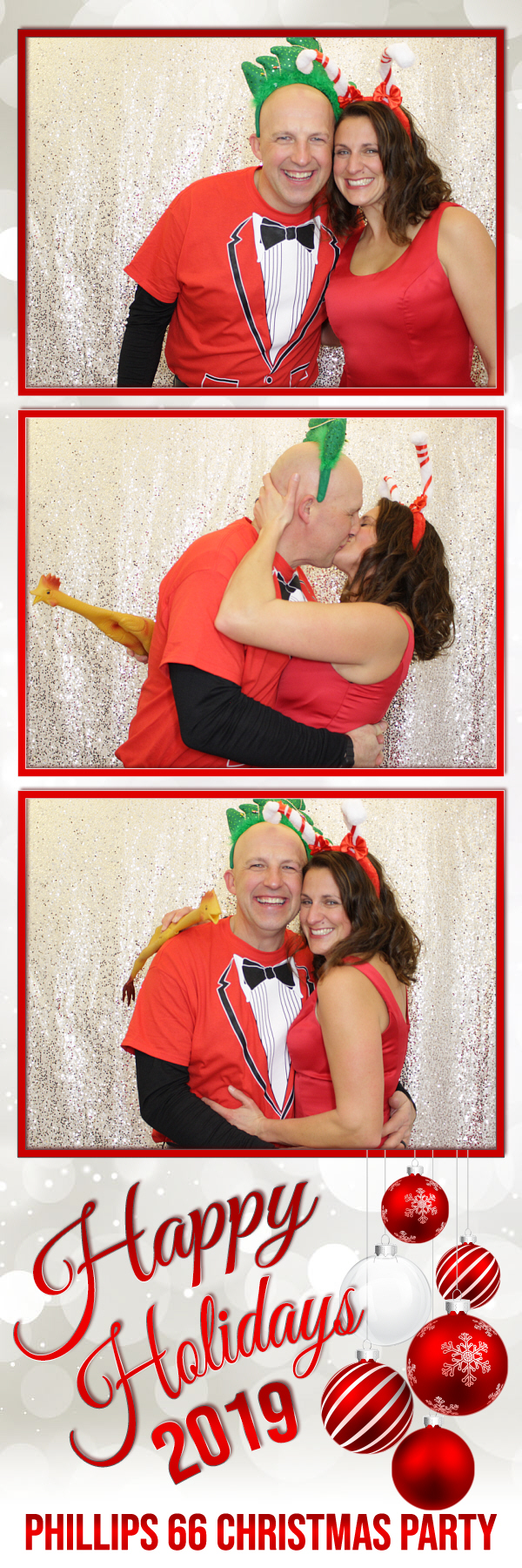 Phillips 66 Christmas Party | View more photos from the event at gallery.photoboothbillings.com/u/PhotoBoothBillings/Phillips-66-Christmas-Party